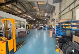 Local d'activité à vendre Argenteuil - Proche A15 et Transilien J