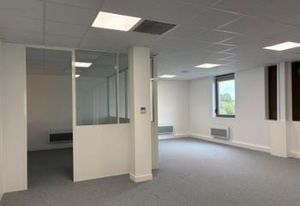 Local d'activité à vendre Tremblay-en-France - Proche A104 et RER B