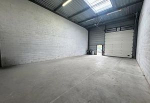 Vente entrepôt Aubergenville - Proche A13 et Transilien