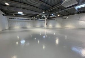 Location entrepôt Massy - Proche A10 et RER B/C