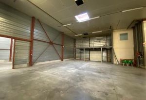 Vente entrepôt Wissous - Proche A6 et RER C