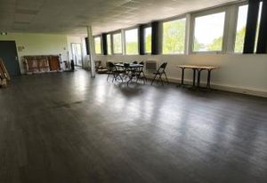 Vente entrepôt Trappes - Proche N10 et gare RER