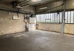 Vente entrepôt Presles - Proche A16 et RER ligne H