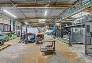 Vente local d'activité Ecquevilly - Proche A13 et RER A