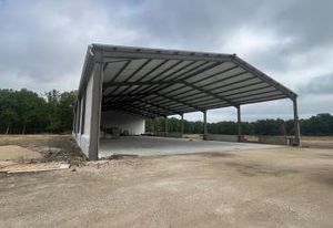 Location local d'activité La Ferté-Saint-Cyr - Proche A85