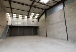 Location entrepôt Penchard - Avec logement de fonction