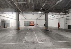 Location local d'activité Pantin - Proche A86 et RER E