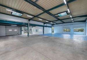 Location local d'activité Tremblay-en-France - Proche A1/A104/RER B