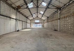 Location local d'activité Aubervilliers - Proche A1 et RER B
