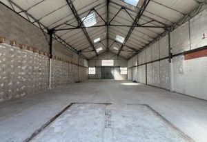 Location local d'activité Aubervilliers - Proche A1 et RER B