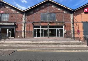Location local d'activité Aubervilliers - Proche A1 et RER B