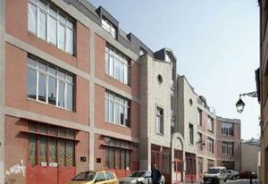 Location local d'activité Paris 20 - Métro/RER proche