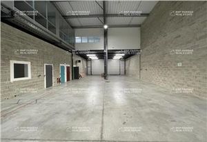Cellule d'activités et bureaux à vendre Collégien - Proche transports