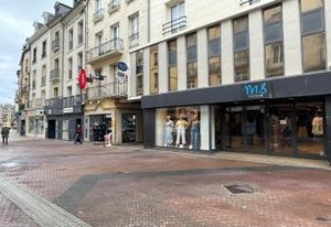 Location locaux commerciaux centre-ville Dieppe