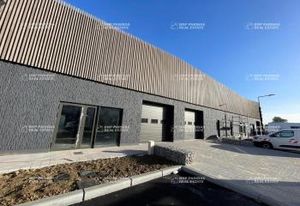 Vente entrepôt La Madeleine - Parc Lineo