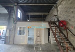Location local d'activité Saint-Thibault-des-Vignes - Proche A4/A104