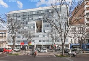 Location bureaux Marseille 8 - Proche transports