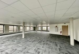 Location bureaux Le Petit-Quevilly - Proche tram et autoroute A13