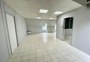 Location bureau Le Mesnil-Esnard - Proche bus et centre commercial