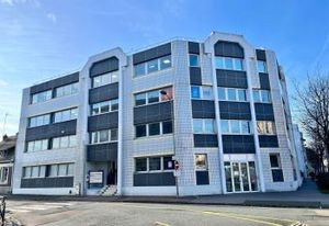 Vente bureaux Rouen, proche centre St Sever, administrations, autoroute et transports