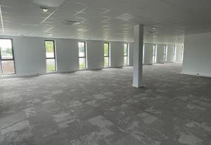 Bureaux neufs à vendre Val-de-Reuil - Gare et transports en commun