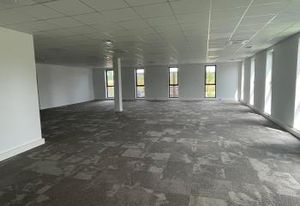 Bureaux neufs à vendre Val-de-Reuil - Gare et transports en commun