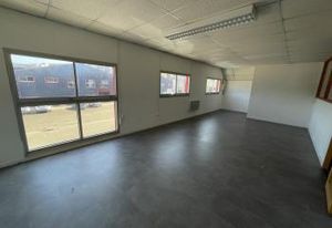 Location bureaux Maromme - Proche autoroute et bus