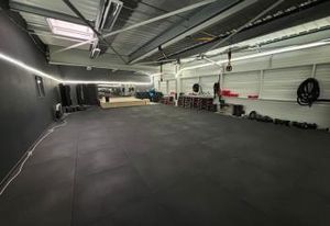 Location local commercial Saint-Jean-du-Cardonnay - Proche autoroute