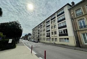 Location bureaux Elbeuf - Centre-ville, proche transports et A13