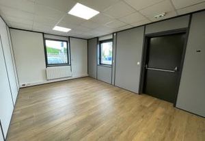 Location local d'activité Grand-Quevilly - Proche gare et axes routiers