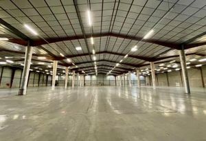 Location entrepôt Saint-Pierre-lès-Elbeuf - Proche A13 et centre Leclerc