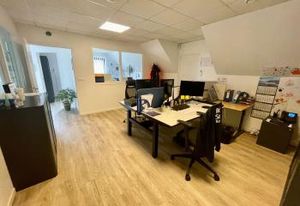 Location bureaux Le Mesnil-Esnard - Proche bus et centre commercial