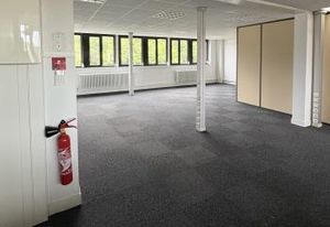 Location bureaux Chantilly - Proximité Gare SNCF et autoroutes