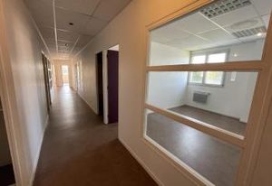 Bureaux à louer Beauvais - Proche aéroport et A16