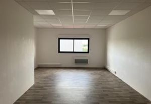 Location bureaux Creil - Parc Alata, proche gare et autoroute