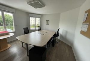 Location bureaux Compiègne - Proche Polyclinique Saint Côme, bus et gare
