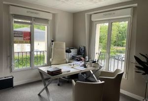Vente bureau Vineuil-Saint-Firmin - Proche Chantilly et Roissy