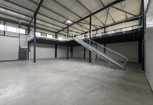 Local d'activité à louer Sacy-le-Grand - Proche A1 et Aéroport Beauvais