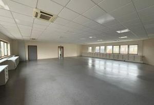 Location bureaux Agnetz - Proche RN 31 et aéroports