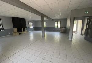 Bâtiment indépendant à vendre Novillers - Axe Chambly/Beauvais