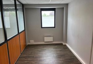 Bureau à louer Beauvais - Proche centre-ville et aéroport
