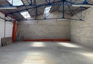 Location local d'activité La Chapelle-en-Serval - Axe Senlis-Paris