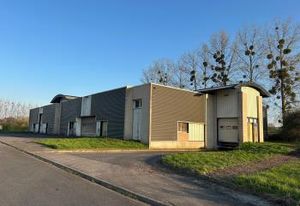 Bâtiment d'activités indépendant à vendre Charmes - Proximité A26