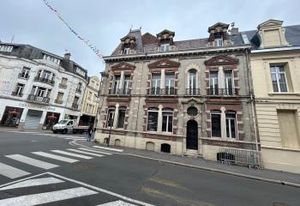 Location bureaux Saint-Quentin - Hyper centre-ville, proche parkings
