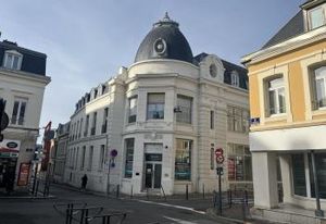 Location bureau Saint-Quentin - Centre-ville, gare SNCF et autoroutes