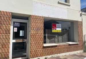 Location local commercial centre-ville Soissons - 61 m²