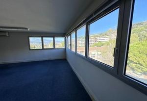Location bureaux Nice - Proche Baou - 7 places de parking
