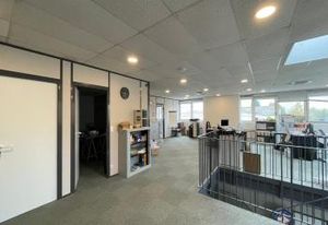 Lot d'activité et bureaux à vendre Les Essarts-le-Roi