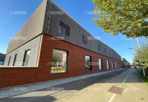 Vente entrepôt La Madeleine - Parc Lineo