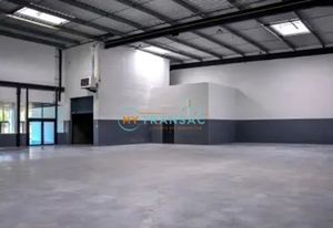 Vente entrepôts locaux d'activité Stains - Proche A1 et transports